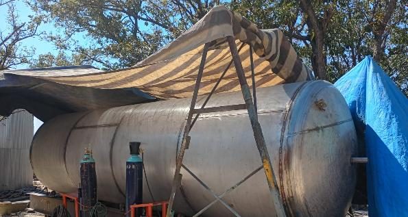 New 18,500-litre stainless-steel ammonium bisulfite tank